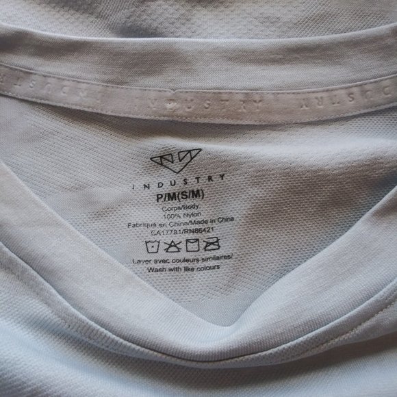 NWT Industry Supply Co Seamless Camo Shirt Top - Picture 5 of 7